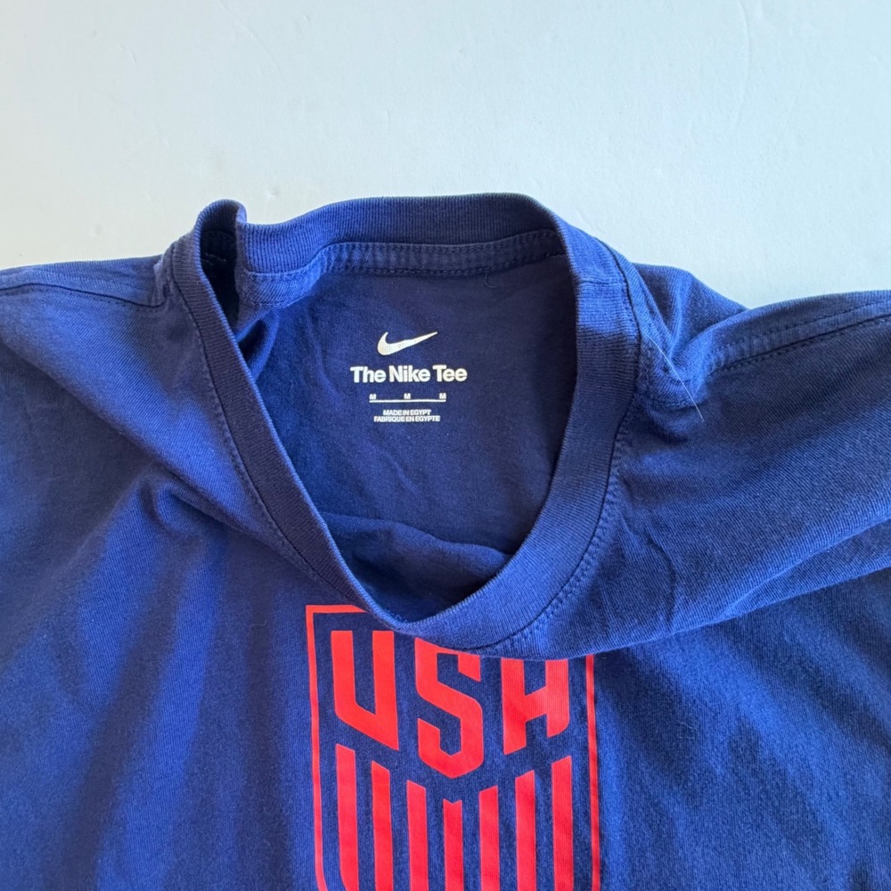 Nike USA Soccer USWNT Crest T-Shirt Mens  Navy Blue 4 Star Tee M - Picture 5 of 6